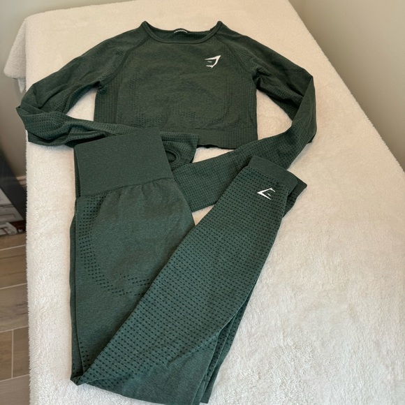 Gymshark Pants - Gymshark Vital Seamless 2.0 Leggings & Long Sleeve Crop Top Set size S